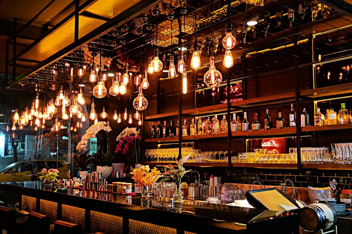 Spot der Woche: Salon Schmitz — Bar in Belgisches Viertel, Köln